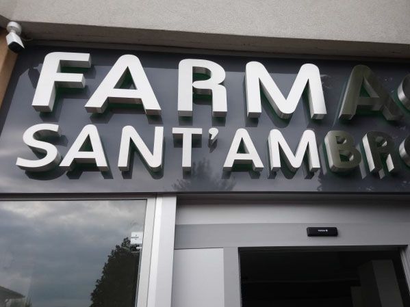 INSEGNE A LETTERE SCATOLATE - immagine 3